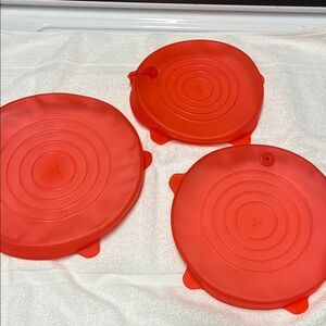 Pampered Chef Red Silicone 3 piece Lid Set New never used